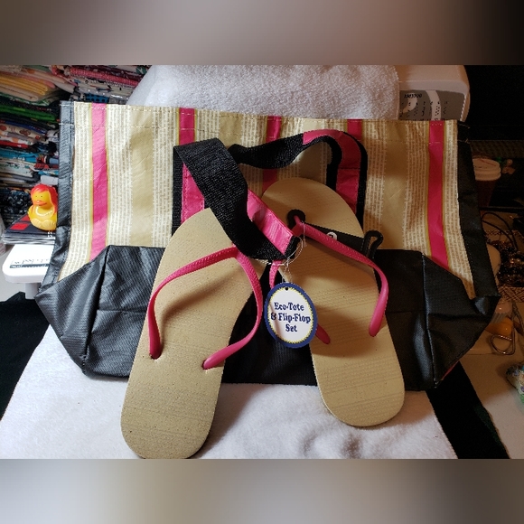Eco-Tite & Flip-Flop Set - Picture 1 of 15